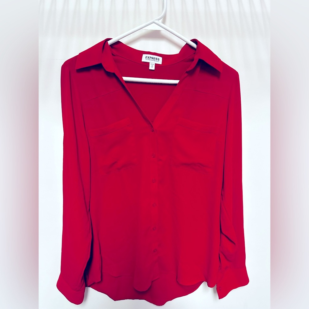 Women’s Express red button down with pockets